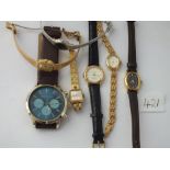 Bag of assorted gents and ladies watches