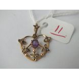 An amethyst and pearl pendant set in 9ct