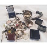 BAG WITH MISC JEWELLERY BOXES, COSTUME JEWELLERY & WHITE METAL CUP