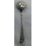 A GEORGE III SILVER BRIGHT CUT SALT SPOON - LONDON 1800 BY G.S