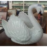 LARGE DARTMOUTH SWAN PLANTER