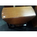 SMALL OAK DROP LEAF TABLE