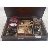 WOODEN JEWELLERY BOX WITH COSTUME JEWELLERY & SOME STONE FOSSILS