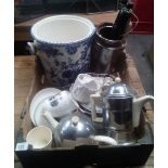 CARTON WITH VARIOUS CHINA INCL; BLUE & WHITE GLAZED HANDLED SLOP BUCKET, GLASS ROLLING PIN, TEA &