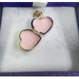 9ct GOLD OPENING LOCKET IN CASE