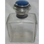 A SILVER MOUNTED SALTS BOTTLE WITH BUTTERFLY TOP - B'HAM 1923