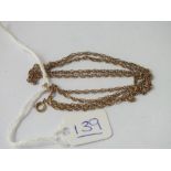 A link neck chain in 9ct - 2.9gms