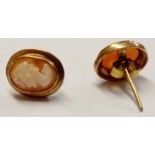 A pair of cameo earrings in 9ct - 2.3gms