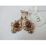 A pair of vintage garnet drop earrings in 9ct