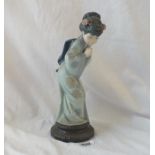A Lladro figure of preying Japanese lady 10" high