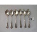 Set of 6 attractively engraved Edwardian teaspoons - London 1903 - 59gms