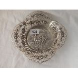 A continental (800 standard) oval bowl - 7" diameter - 129gms