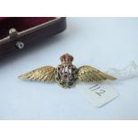 A RAF enamel wings brooch in 9ct with fitted box - 3.8gms