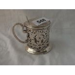 An attractive mustard pot with pierced sides - London 1901 by GH - 103gms (no liner)