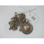 A silver fob pendant necklace - 17.3gms