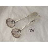 A pair of sauce ladles plain OEP pattern - Sheffield 1963 - 60gms