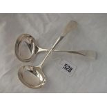 A pair of plain OE pattern ladles - Sheffield 1935 - by CB&S - 137gms