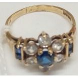 9ct SAPPHIRE CLUSTER RING