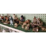 SHELF OF COTTAGE ORNAMENTS, BIRDS & OTHER FIGURINES