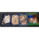 CIGARETTE CARDS IN ALBUMS & LOOSE (ALL FULL SETS) & COLLECTION OF M/T CIGARETTE PACKETS & NAME T-