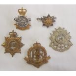 SMALL TUB OF MILITARY BADGES