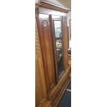 LARGE VICTORIAN MAHOGANY WARDROBE WITH CENTRAL MIRROR & DRAWER