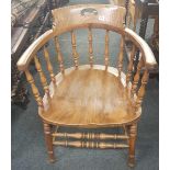 FINE QUALITY OAK CAPTAINS CHAIR WITH TURNED LEGS & STRETCHES