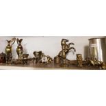 SHELF OF DECORATIVE BRASS WARE & OTHER ORNAMENTS