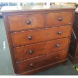 MAHOGANY CHEST OF DRAWERS 3 LONG & 2 SHORT ON BALL FEET