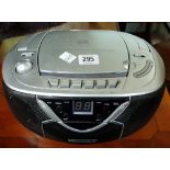 PORTABLE STEREO CD/RADIO/CASSETTE RECORDER