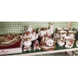 SHELF OF ROYAL ALBERT OLD COUNTRY ROSES TEA WARE, CAKE PLATE, VASE & ORNAMENTS