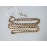 A flat link neck chain in 9ct - 5.8gms