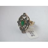 An attractive continental silver (800) green stone & paste cluster ring - size R