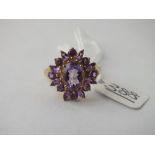 A amethyst dress ring in 9ct - size S - 3.3gms