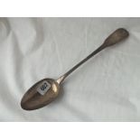 A Georgian fiddle thread and shell basting spoon - single struck - 1817 by SH - 128gms