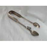 A pair of Irish fiddle pattern sugar tongs - Dublin 1838 by RG