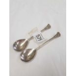 A SMALL PAIR OF SILVER SEAL TOP SPOONS IMPORT MARK FOR LONDON 1928