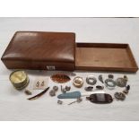 WOODEN CIGARETTE BOX INTERIOR A/F CONTAINING MIXED COSTUME JEWELLERY