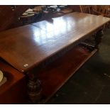 17TH / 18TH CENTURY OLD REFECTORY STRETCHER BASE OAK TABLE WITH LATER TOP