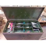 METAL TOOL BOX WITH LIFT OUT TRAY CONTAINING ENGINEERING TOOLS INCL: DRILL BITS MILLS & REAMERS