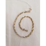 A CHILD'S 9ct GOLD BRACELET