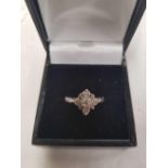 18ct GOLD FLOWER HEAD CLUSTER DIAMOND RING