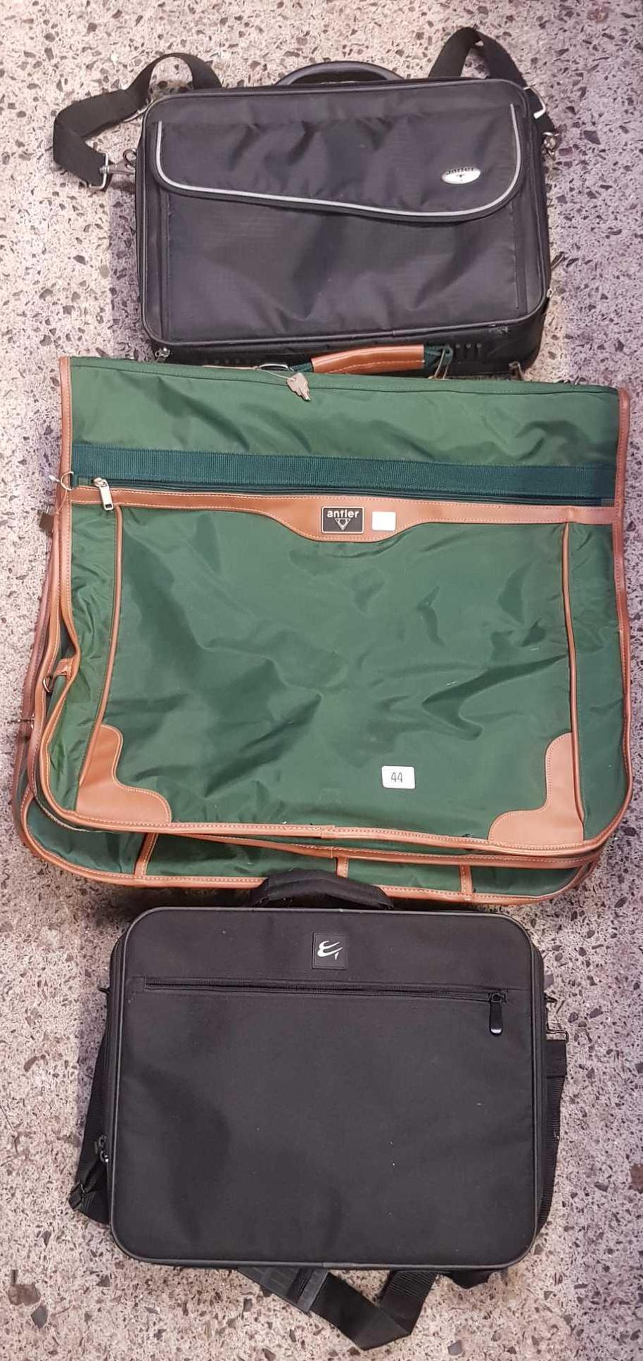 ANTLER SUIT OR DRESS / PANTS CARRY BAG, A LAPTOP BAG & LAPTOP BAG WITH A VARIETY OF TAB CASES (9)