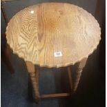 CIRCULAR OAK SMALL TABLE WITH BARLEY TWIST LEGS