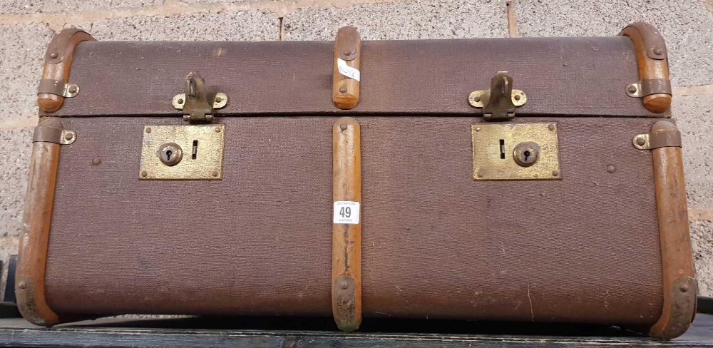 WOOD BOUND BROWN FIBRE TRAVEL TRUNK