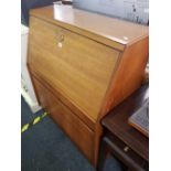 OAK REPRODUCTION BUREAU WITH 2 DRAWERS AND A CUPBOARD