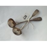 A pair of Scottish fiddle pattern sauce ladles - Edinburgh 1828 by AE