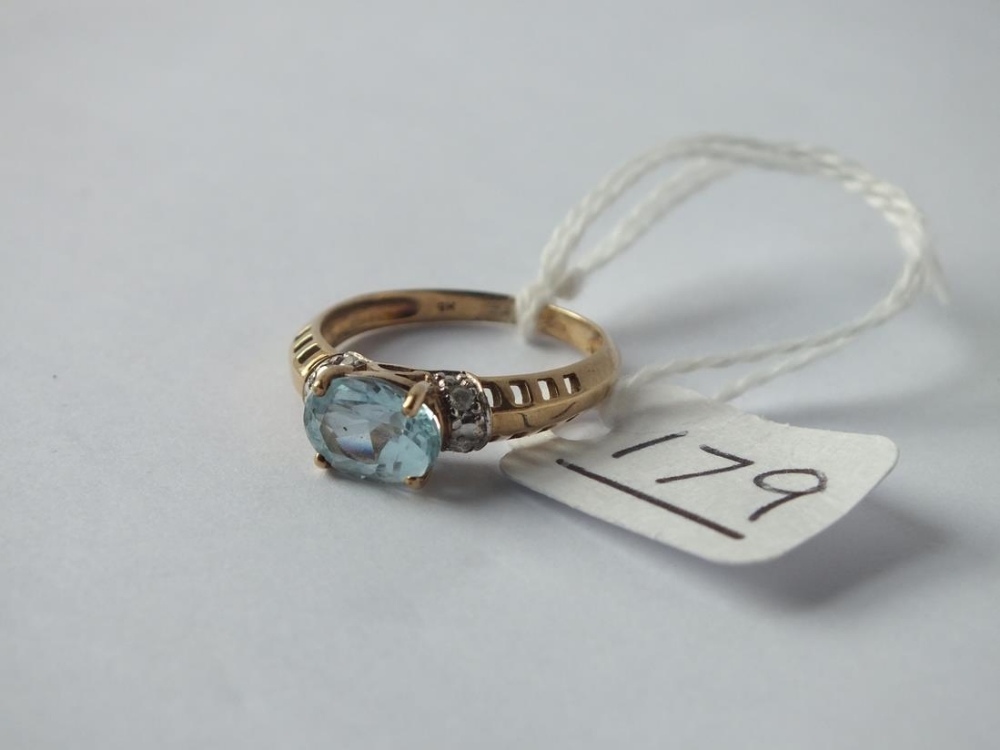 A blue topaz & diamond ring in 9ct - size M - 2.2gms - Image 4 of 4