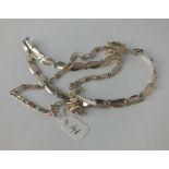 A silver necklace & collar - 39gms