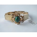 A VICTORIAN PEARL & MALACHITE PANEL BRACELET IN 15CT GOLD - 22.2gms